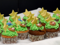 baseball cupcakes_5643