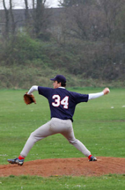 tom-pitching-2